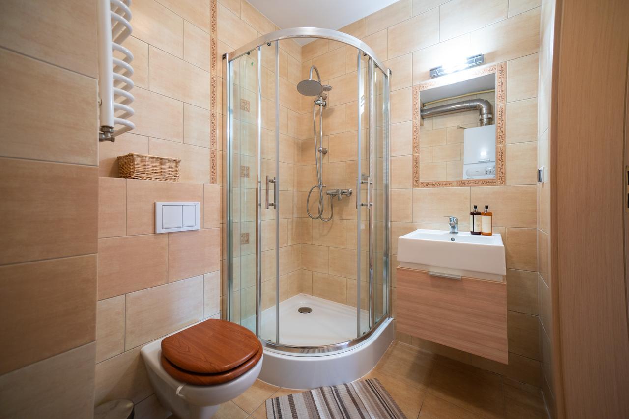 Rentplanet - Apartamenty Mickiewicza シクラルスカ・ポレンバ エクステリア 写真